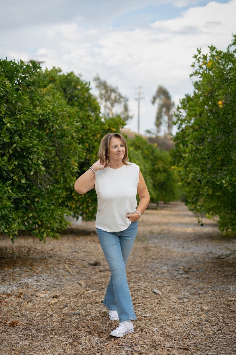 LuLaRoe Suzanne Cap Sleeve Top - Solid Egret Ivory