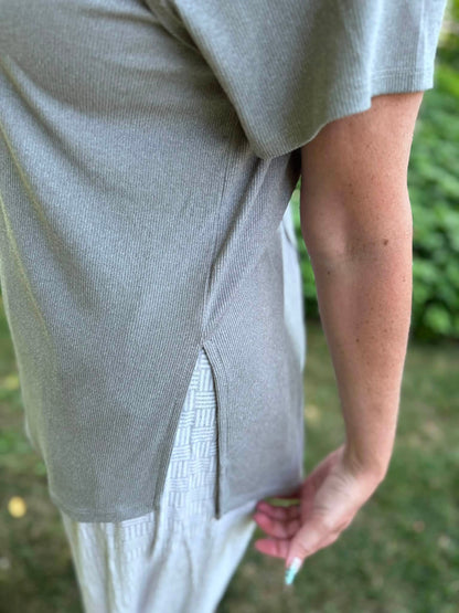 LuLaRoe Melanie Raglan Top in Solid Heather Gray product image.