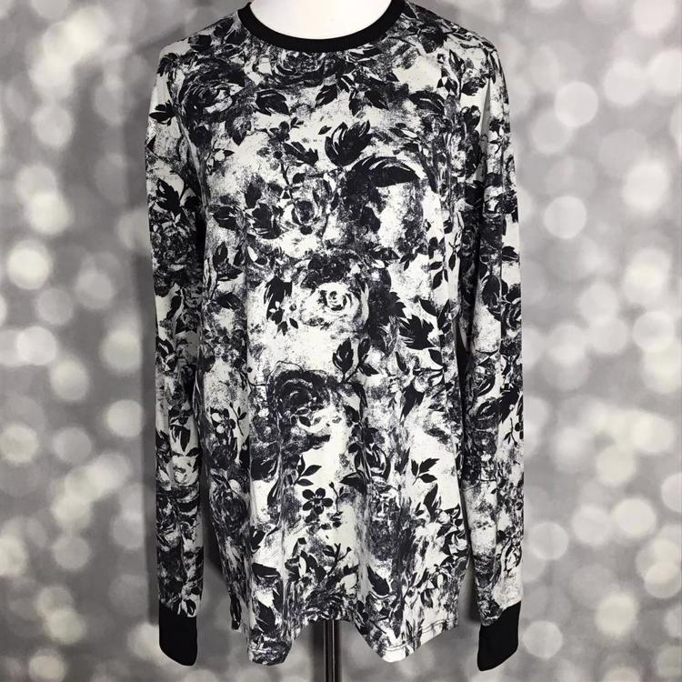 LuLaRoe Hudson Long Sleeve Tee in black and white floral print – unisex crew neck top