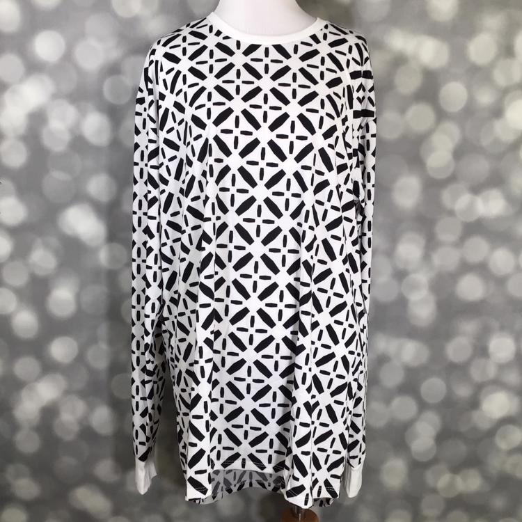 LuLaRoe Hudson Long Sleeve Tee in black and white geometric lattice print – unisex crew neck top