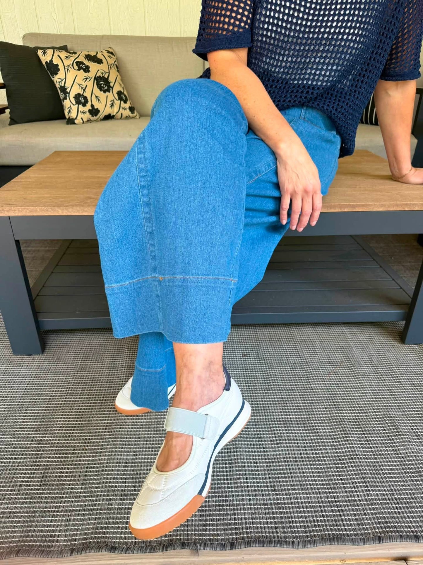 LuLaRoe Pull-On Patch Pocket Pant - Medium Wash
