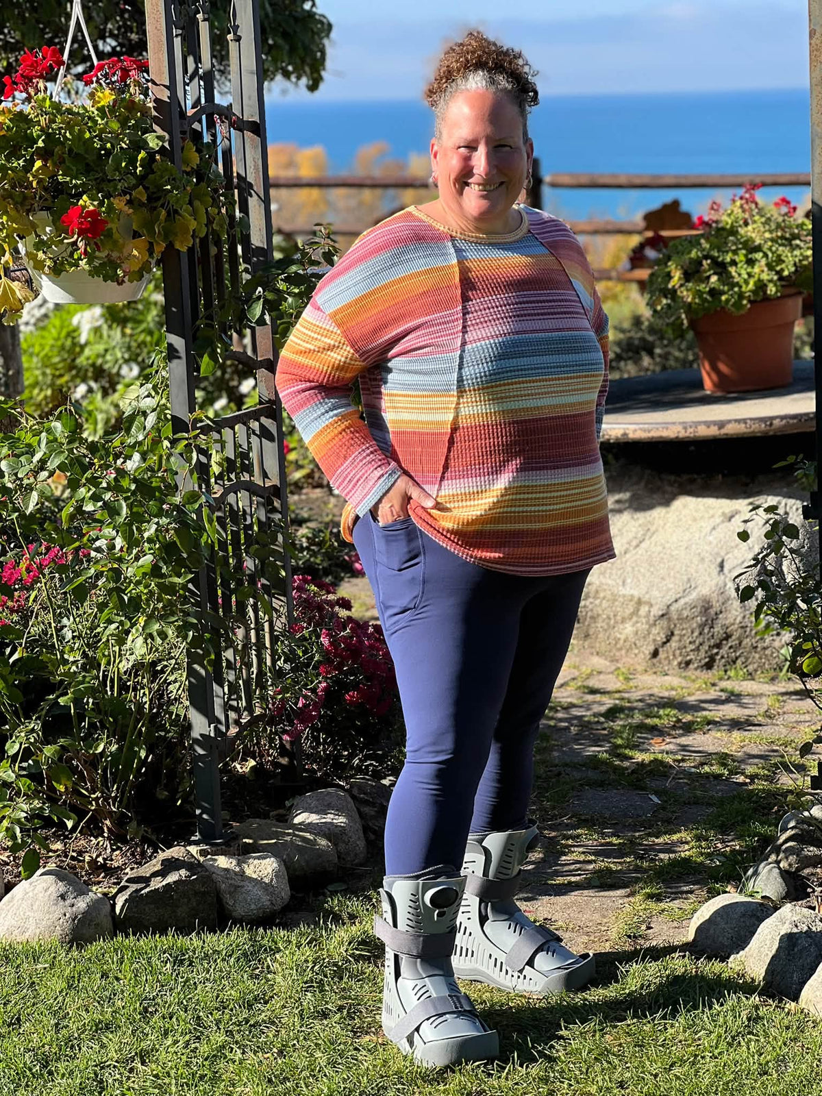 LuLaRoe WarmTech fleece-lined leggings solid navy blue - detail and lifestyle view 1