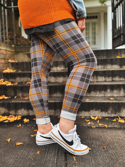 LuLaRoe Halloween 2025 - Leggings - Pumpkin Patch Plaid