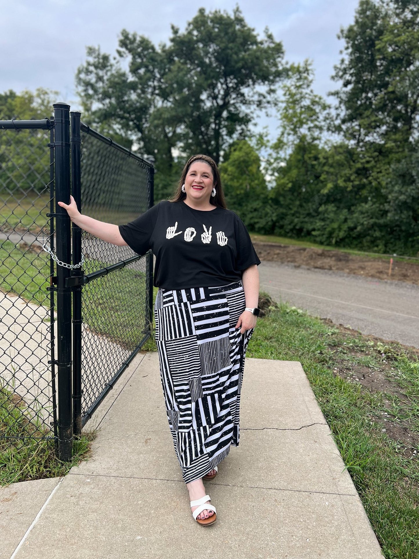 LuLaRoe Halloween 2025 - Rivkah Top - Sign Language "Love"