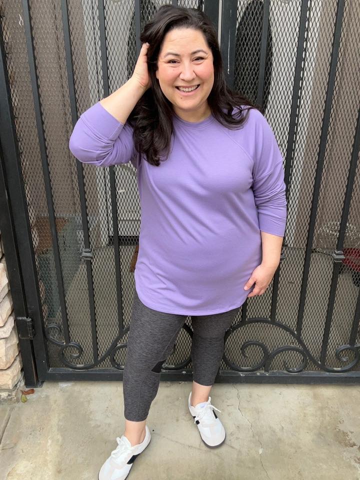 LuLaRoe LuLaRoe Erin Raglan Top - Solid Lavender Dusk 