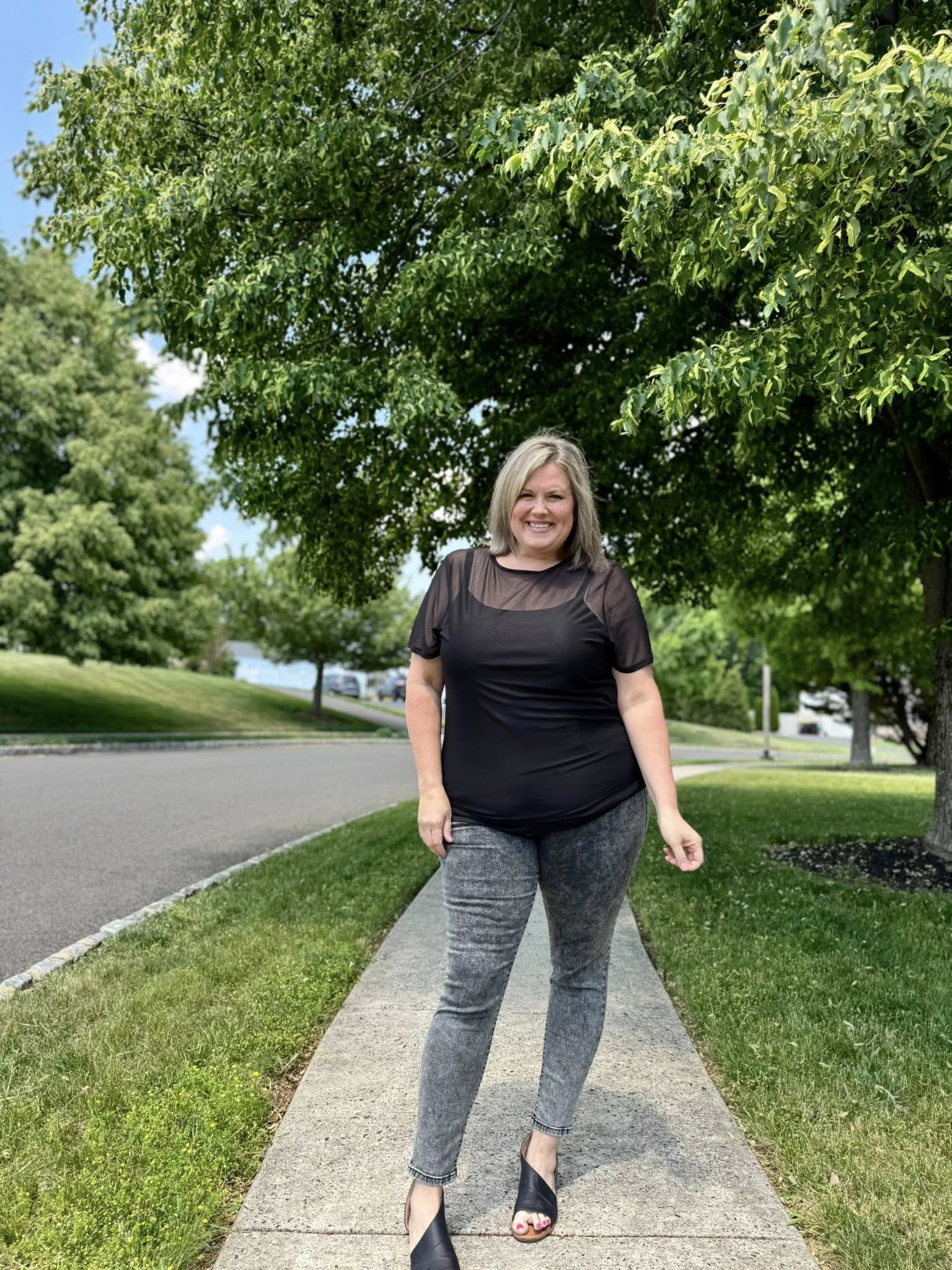 LuLaRoe LuLaRoe Miranda Mesh T - Solid Black 