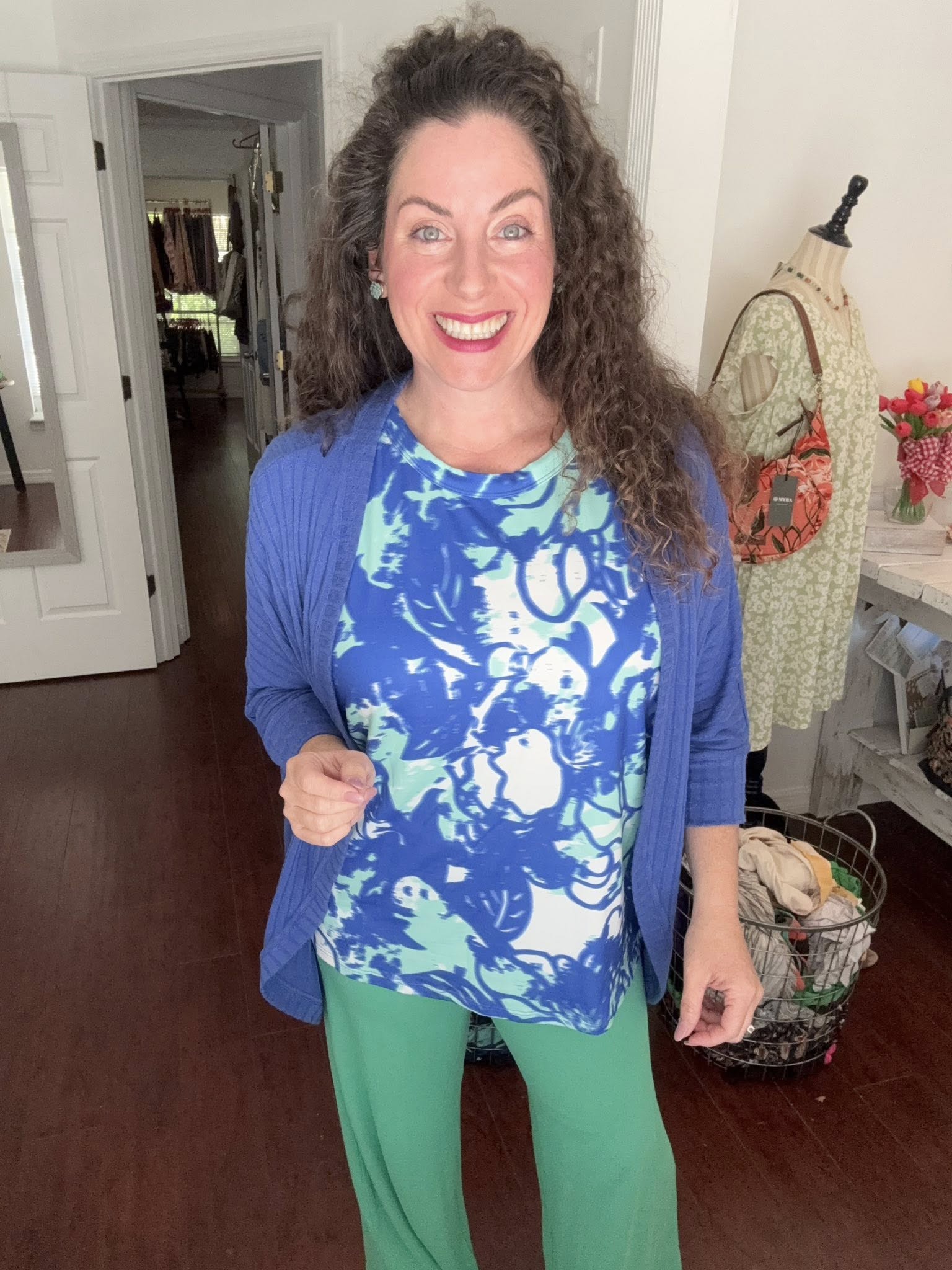 LuLaRoe LuLaRoe Tracy Cocoon Cardigan - Solid Cobalt Breeze 