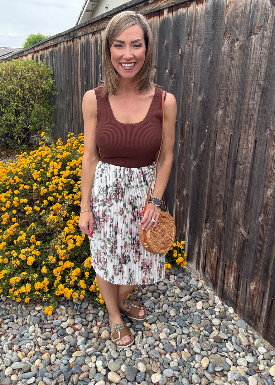 LuLaRoe Maydene Scallop Edge Tank – Solid Cocoa Brown