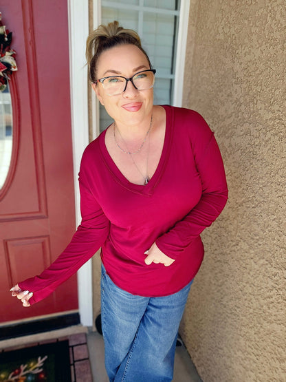 LuLaRoe LuLaRoe Vicki Top - Solid Mulberry Wine 