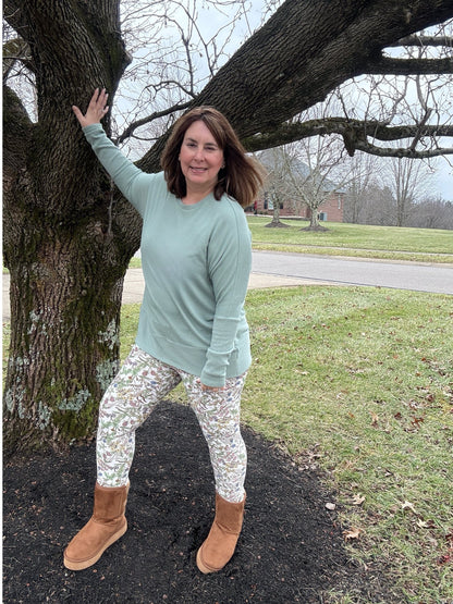 LuLaRoe LuLaRoe Tammy Top — Solid Soft Sage Mist 
