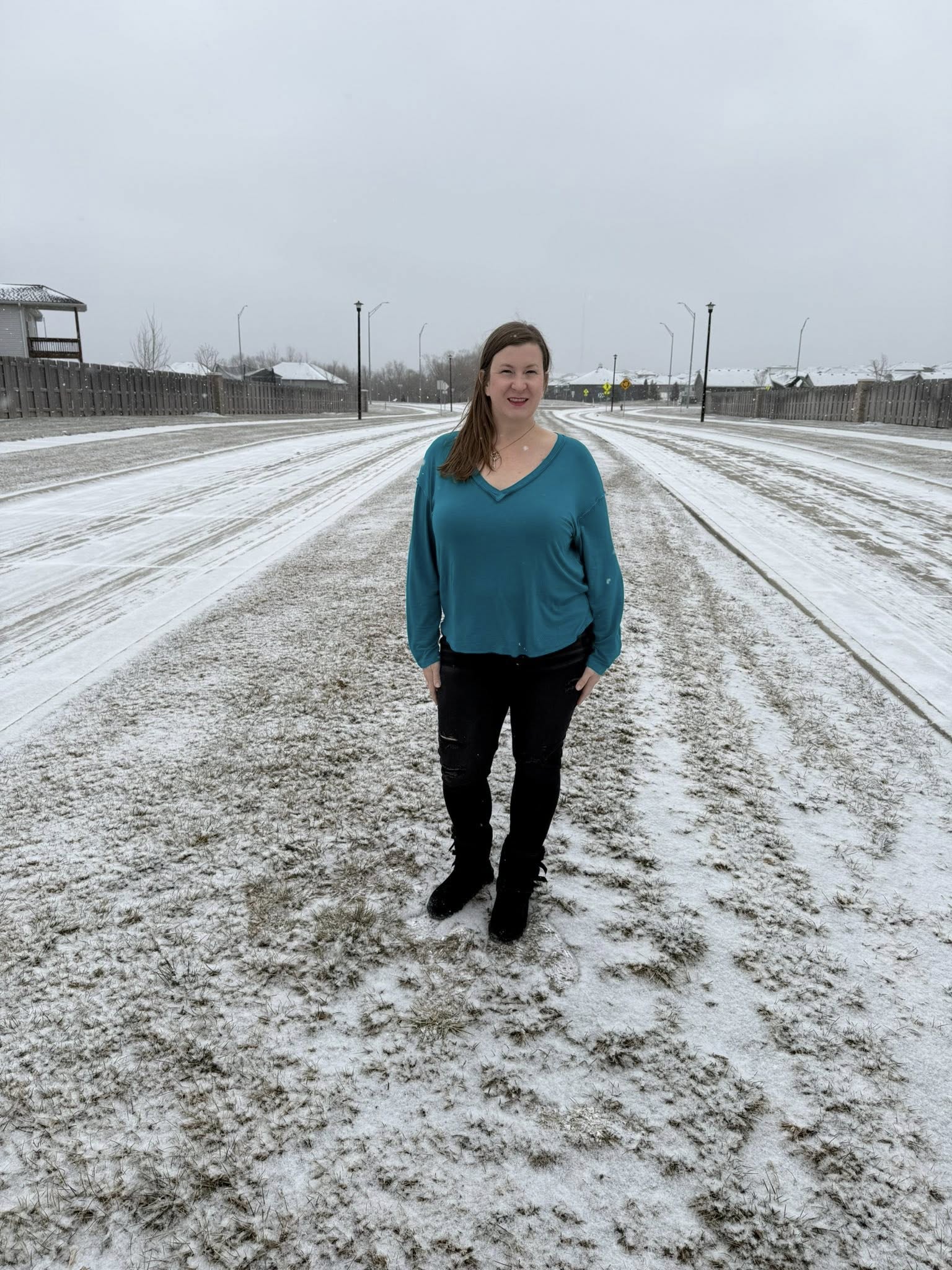 LuLaRoe LuLaRoe Vicki Top - Solid Deep Teal 