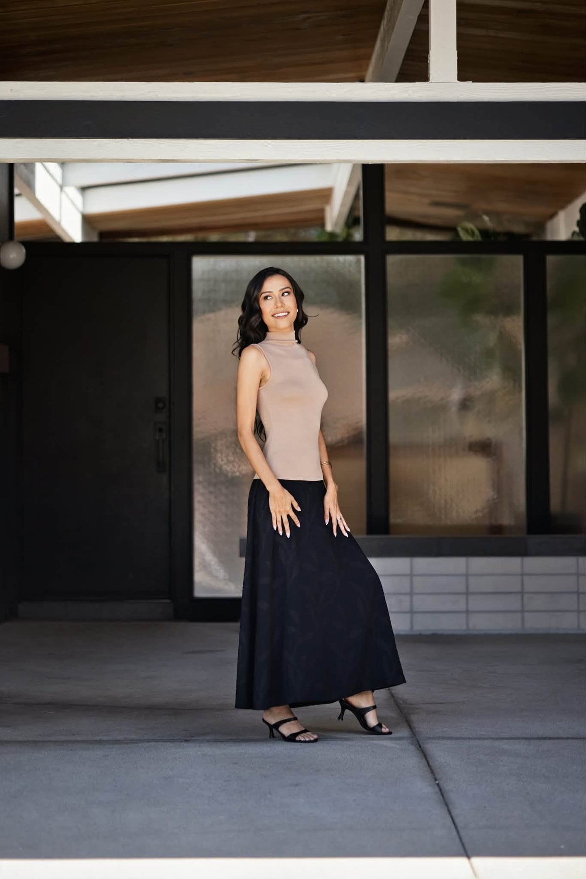 LuLaRoe Ramona Mock Neck Tank – Solid Taupe outfit and fit photo